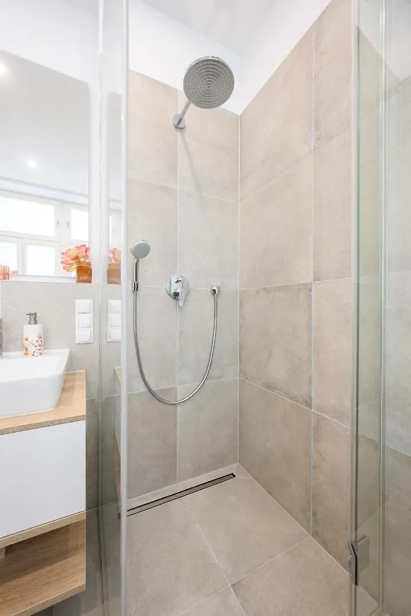 Luxury Suite Raimund Theatre Vienna Apartment